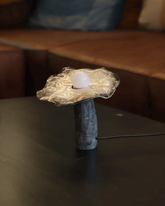 Bloomcap Table Lamp