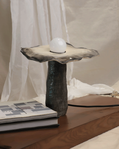 Bloomcap Table Lamp